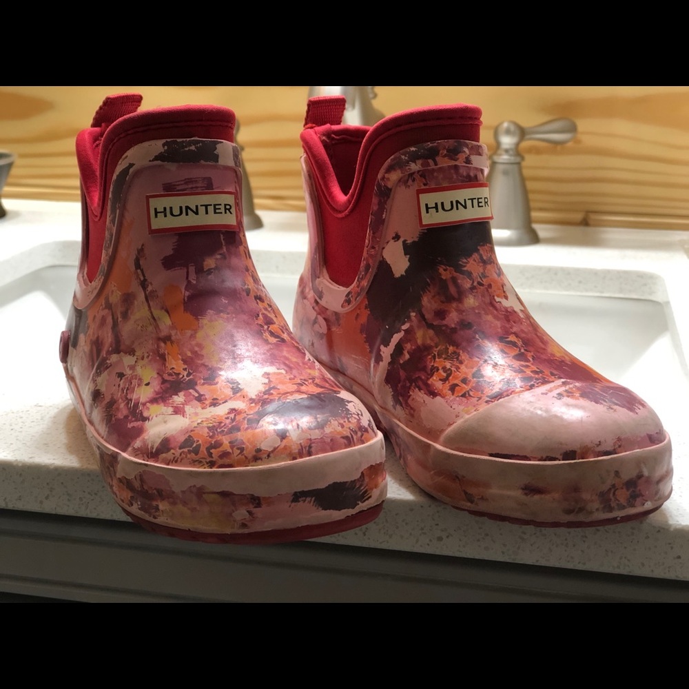 Child’s Hunter Rain Boots sz 10